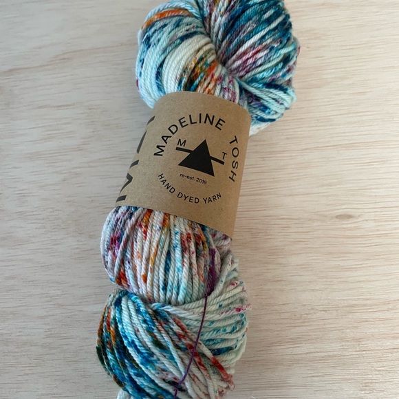 MADELINETOSH DK Weight Yarn “Video Baby” colorway - Picture 4 of 6